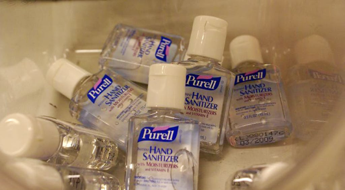 Drop Toxic Sanitizers! They Cause the Skin to Absorb 100 Times More of the Hormone Disrupting BPA. Here is How to Make Your Own Non-Toxic Hand Sanitizer