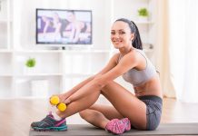 20-Minute Home Work Out Fit woman does home workouts