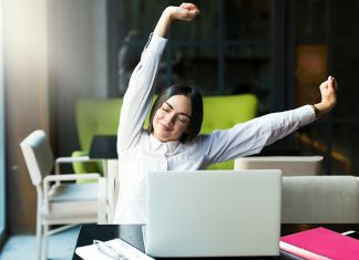 6 Simple and Quick Exercises You Can Do at Your Office office workouts plan